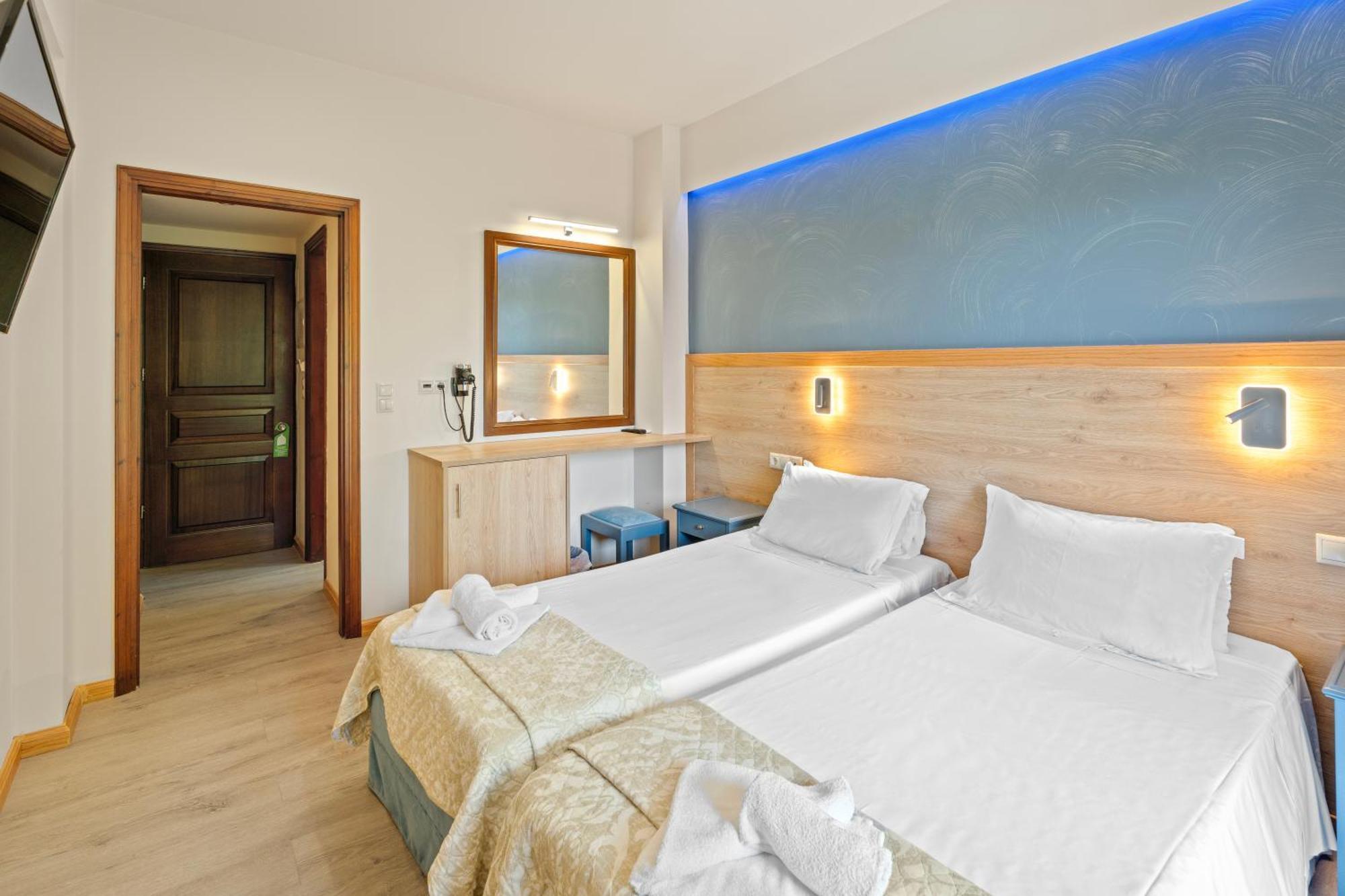 Fiori Hotel Гоувия Экстерьер фото
